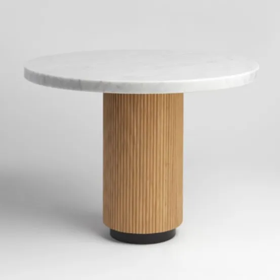 Tavolino con top in Marmo e base in legno cannettato de L'Origine