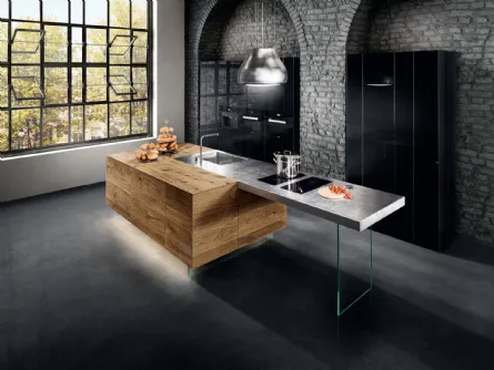 Cucina Design con isola in legno e acciaio 36e8 Wildwood 0353 di Lago